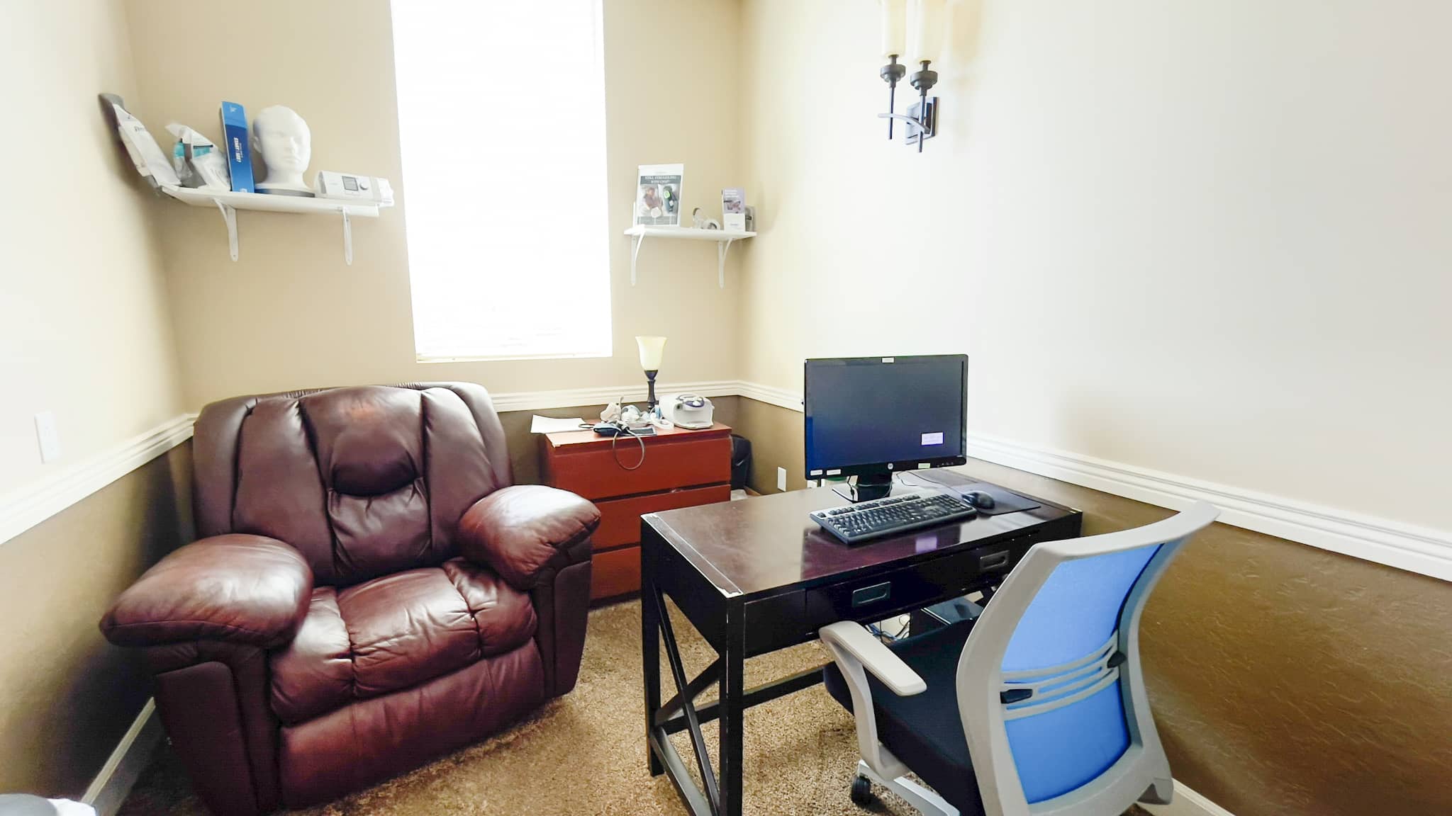 Image of Lehi Dry Creek Sleep Lab receiving room